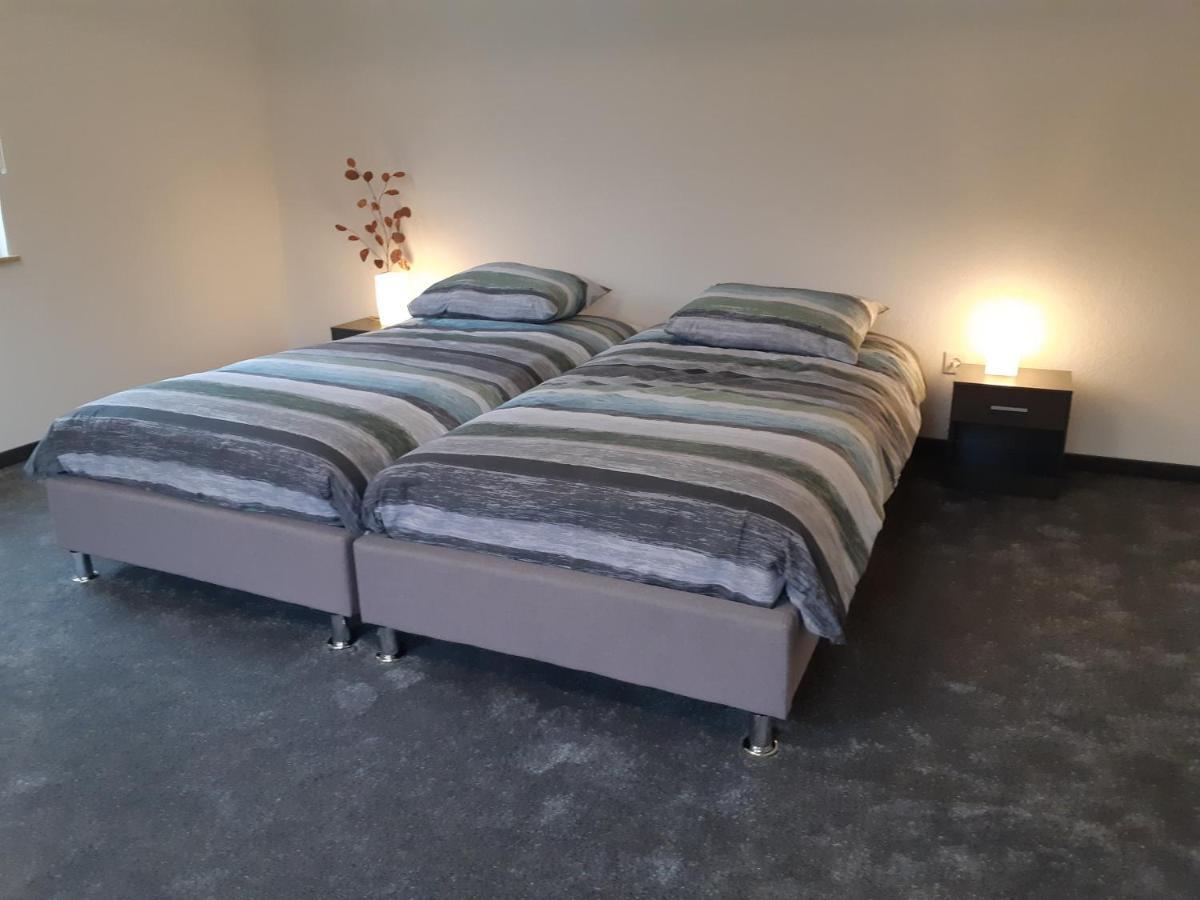 Familyhome Lopora Medebach Extérieur photo